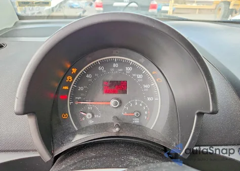 2008 Volkswagen New Beetle Triple White z USA, uszkodzony, nr VIN 3VWFG31C88M511137